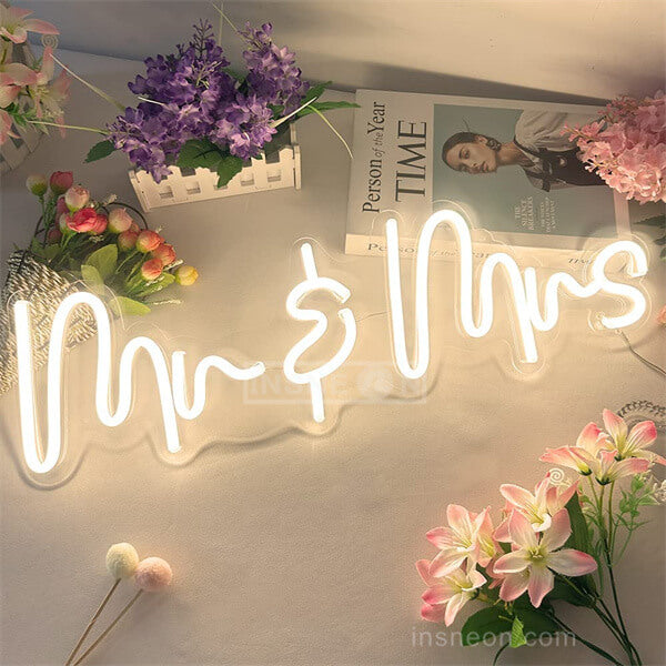 Mr & Mrs Neon Sign Wedding